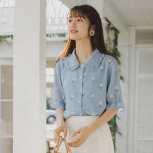 Load image into Gallery viewer, INMAN 2020 Summer New Arrival Cute Lace Lapel Short Sleeve Plaid Flower Print Blouse
